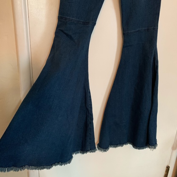 Bell Bottom Jeans - Picture 3 of 5